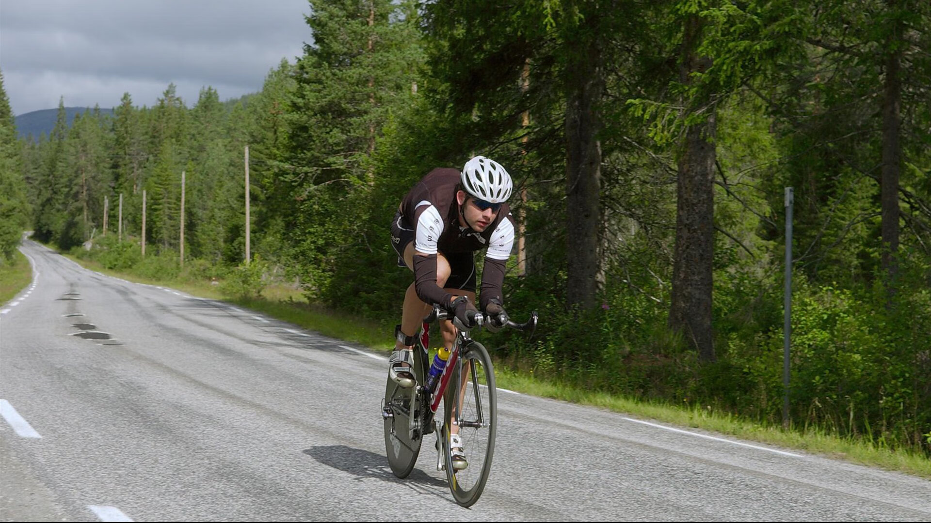 热火战术执行严谨全队配合默契，热火队联防战术
